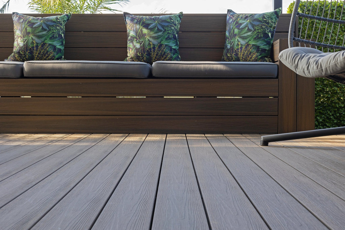 Oasis Riser Eva-Last Infinity I-Series Composite Fascia/Riser (Oasis Palm) – Deck Deals